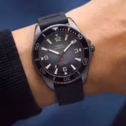 часы Timex Deepwater Arctic 200 на руке