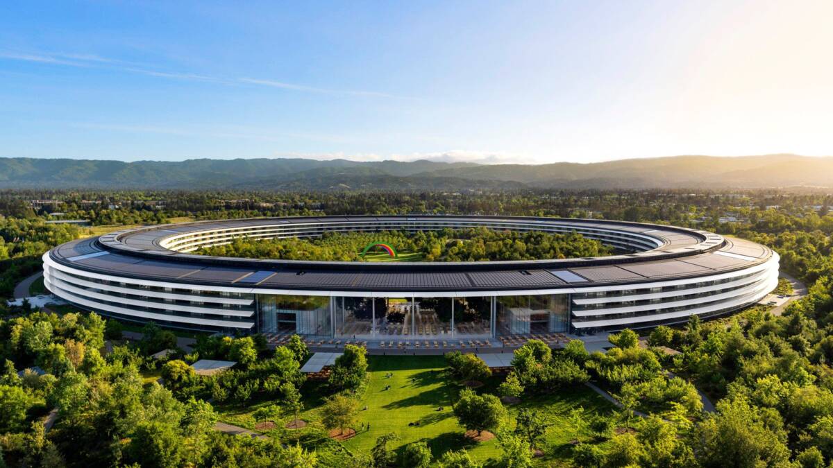 Ветераны Apple с 30-летним стажем передали разработку дисплеев