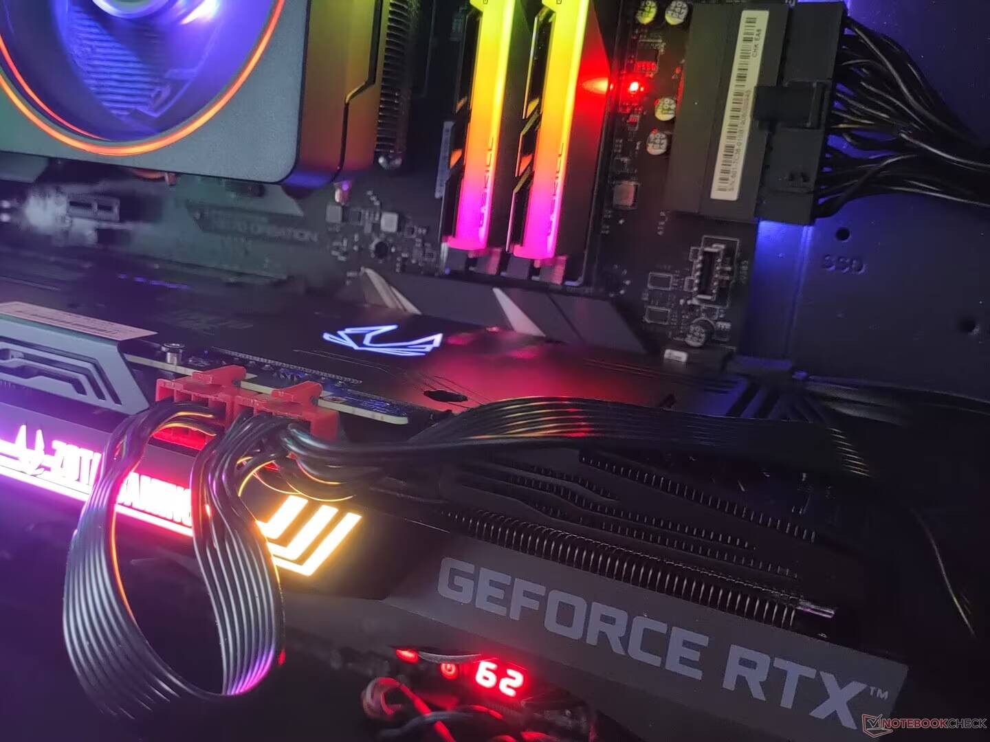 Видеокарты Nvidia RTX 20—40 научились обходить ограничение ИИ-вычислений 1 Видеокарта GeForce RTX 3090