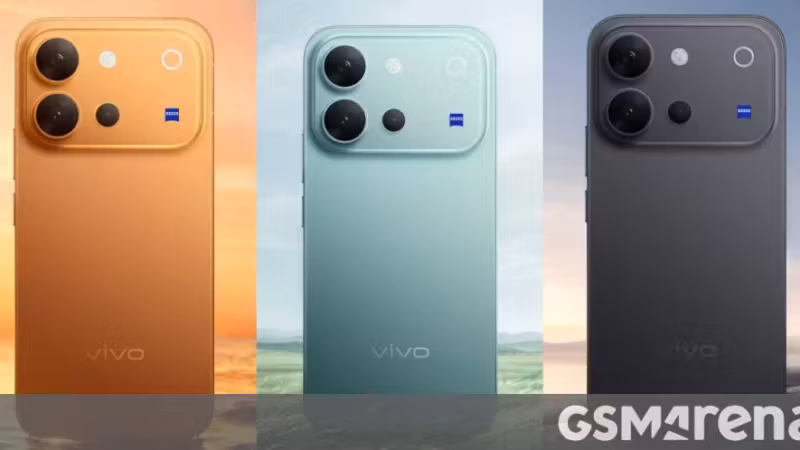 vivo V80 покажут 6 октября с экраном 144 Гц и батареей на 7200 мА·ч 4 Смартфон с тремя задними камерами и логотипом в центре