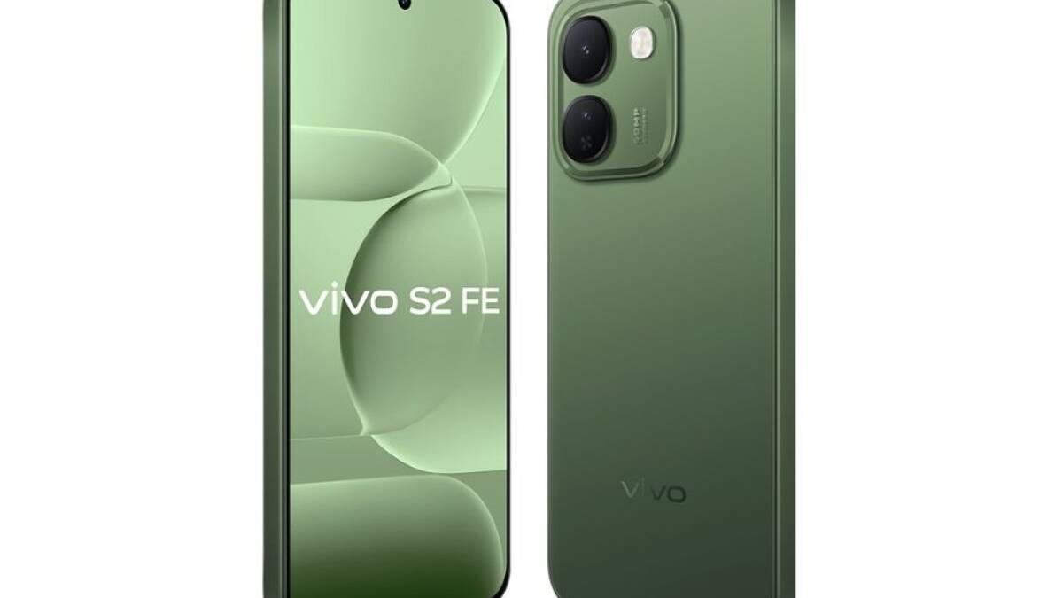 смартфон vivo S2 FE спереди и сзади зеленого цвета