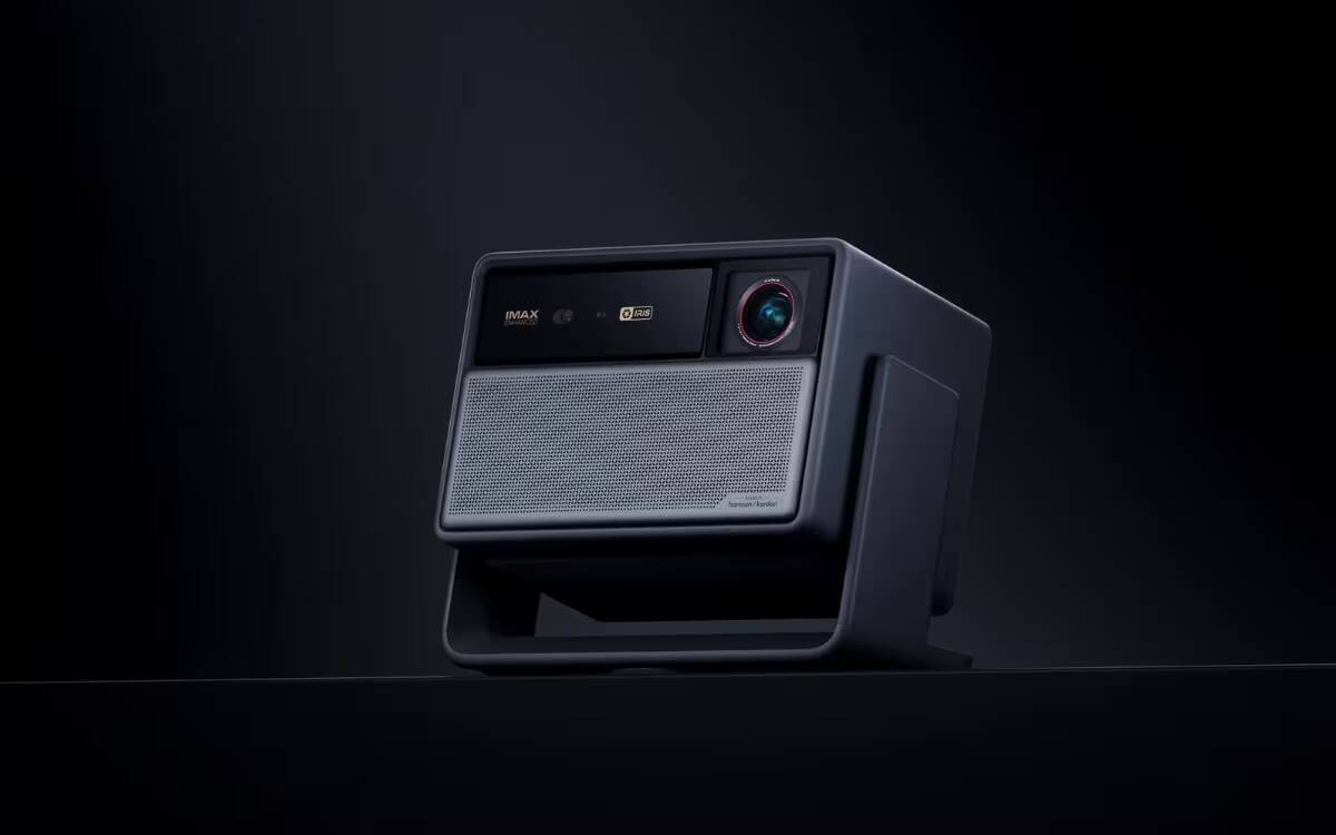 Проектор XGIMI Horizon 30 черный на подставке